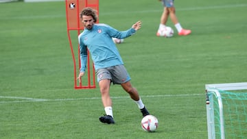 Antoine Griezmann, en un entrenamiento del Atlético