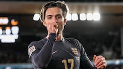 Jack Grealish, jugador de la Selección inglesa, celebra el gol anotado ante Finlandia.