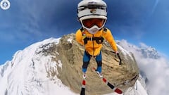Joshua Bregmen durante el salto BASE con esquís desde el Himalaya que ya es un nuevo Guinness World Record.