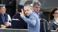 El centrocampista español compaginó los estudios de INEF mientras jugaba con el FC Barcelona. 