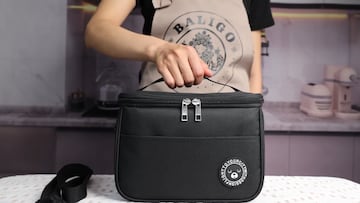 Esta bolsa térmica portalimentos que triunfa en Amazon es perfecta para llevar la comida al trabajo.