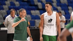 Ibon Navarro, con Tyson Pérez.