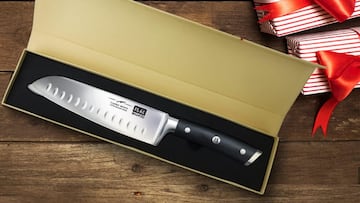 Cuchillo japonés santoku Clásico de 7" de la marca Shan Zu