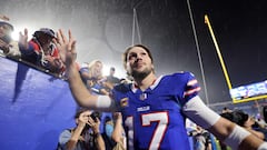 ORCHARD PARK, NEW YORK - SEPTEMBER 23: Josh Allen #17 of the Buffalo Bills interacts with fans after a win over the Jacksonville Jaguars at Highmark Stadium on September 23, 2024 in Orchard Park, New York.   Bryan M. Bennett/Getty Images/AFP (Photo by Bryan M. Bennett / GETTY IMAGES NORTH AMERICA / Getty Images via AFP)