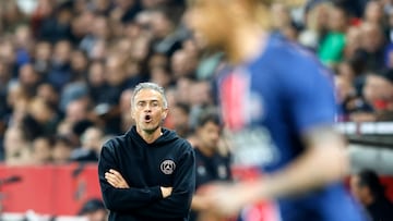 Luis Enrique durante el partido del PSG ante el Niza.