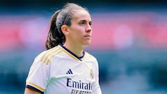 La defensa cordobesa no pasó de un equipo a otro, sino que vistió la camiseta del Atlético (2014-18) mucho antes de llegar al Real Madrid. Rocío Gálvez (Córdoba, 1997) fue fichada por el equipo rojiblanco como joven promesa tras despuntar con la Selección Sub-17 y el Betis. Después, regresó una temporada al equipo verdiblanco y jugó en el Levante otras dos campañas antes de aterrizar en Valdebebas. 