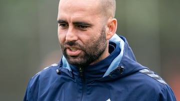 El técnico Claudio Giráldez, durante un entrenamiento del Celta.