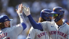 Mark Vientos celebra su grand slam con Harrison Bader durante el Mets vs Dodgers en el Juego 2 de NLCS. (Liga de Campeones, Nueva York) EFE/EPA/CAROLINE BREHMAN