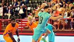 Blaž Janc en la semifinal del Barça contra el Porto.